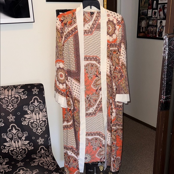 SHEIN Pants - 2 Piece Pantsuit Orange and Cream Paisley Cape